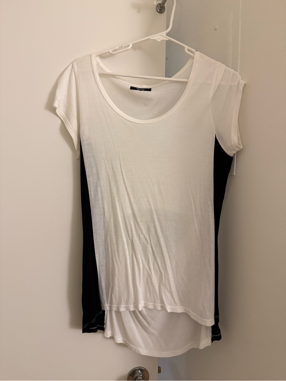 Michael Lauren White and Black Scoop Neck Open Back Layered Tee